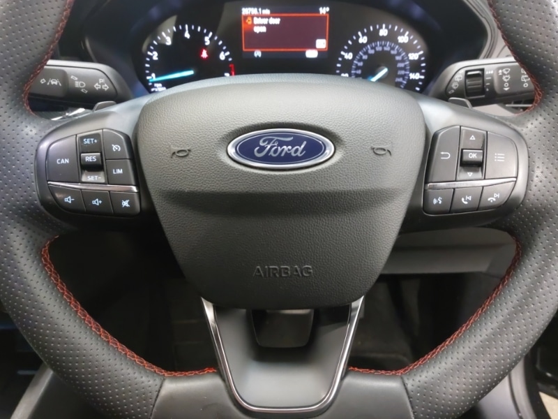 Used Ford Focus 2023 for sale - 76120907: Photo 16