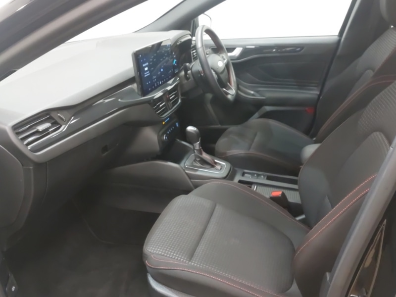 Used Ford Focus 2023 for sale - 76120907: Photo 5