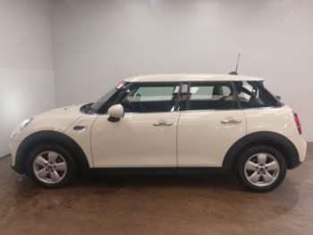 Used MINI Hatch 2019 for sale - 75349883: Photo