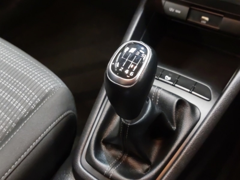 Used Kia Stonic 2020 for sale - 76589282: Photo 12