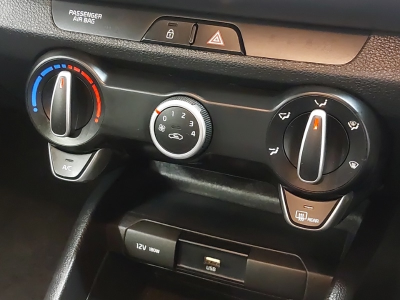 Used Kia Stonic 2020 for sale - 76589282: Photo 13