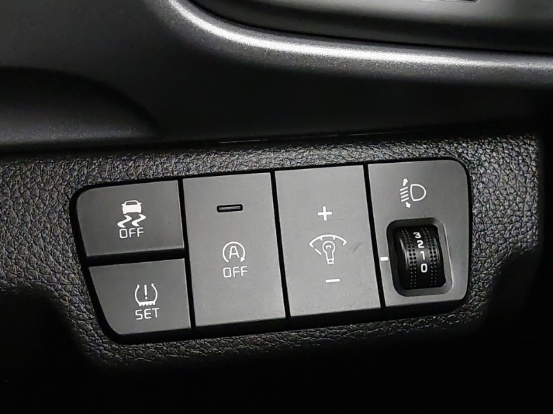 Used Kia Stonic 2020 for sale - 76589282: Photo 17