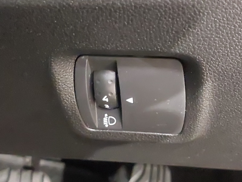 Used Dacia Sandero 2022 for sale - 76498102: Photo 17