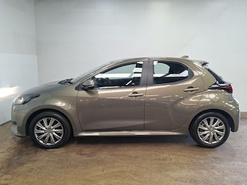 Used Toyota Yaris 2023 for sale - 79086738: Photo