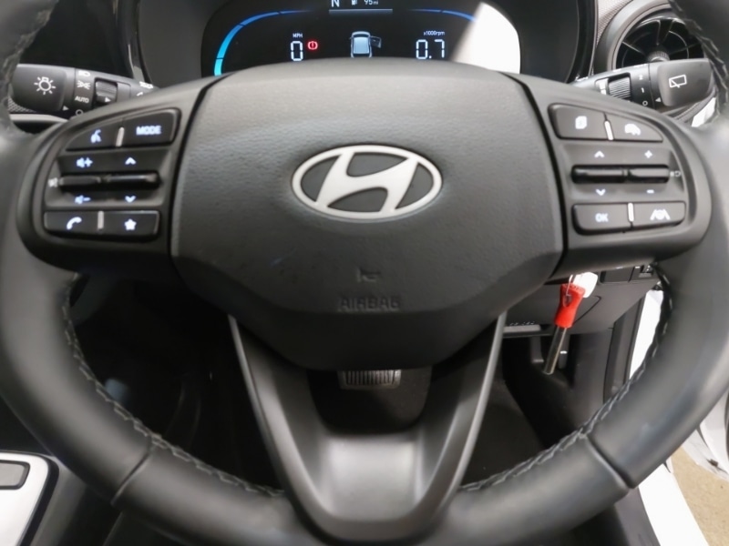Used Hyundai i10 2024 for sale - 76493532: Photo 16