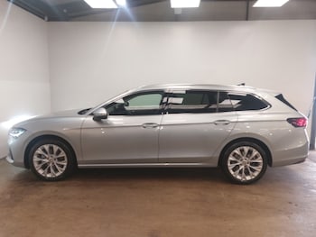 Used Skoda Superb 2024 for sale - 76713624: Photo