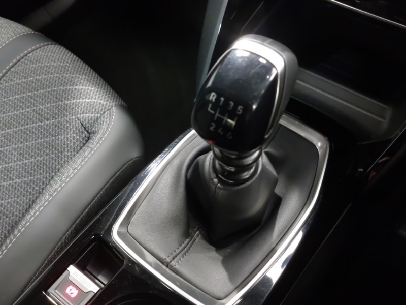 Used Peugeot 2008 2025 for sale - 76699959: Photo 12