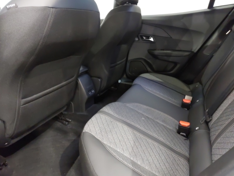 Used Peugeot 2008 2025 for sale - 76699959: Photo 6