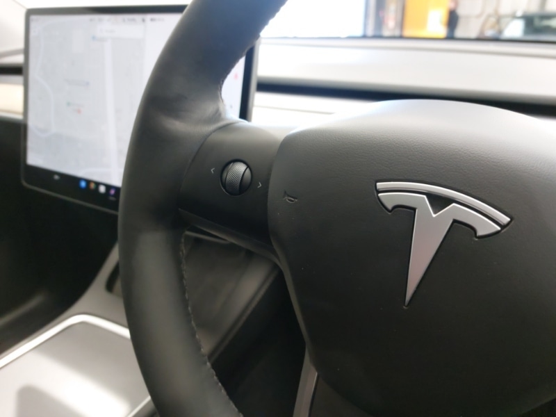 Used Tesla Model Y 2023 for sale - 78023740: Photo 16