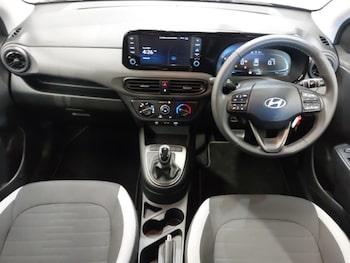 Used Hyundai i10 2025 for sale - 79343487: Photo