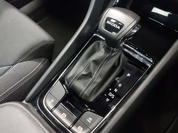 Used Skoda Karoq 2024 for sale - 75622044: Photo 12