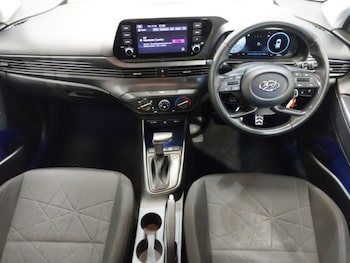 Used Hyundai BAYON 2022 for sale - 76648520: Photo