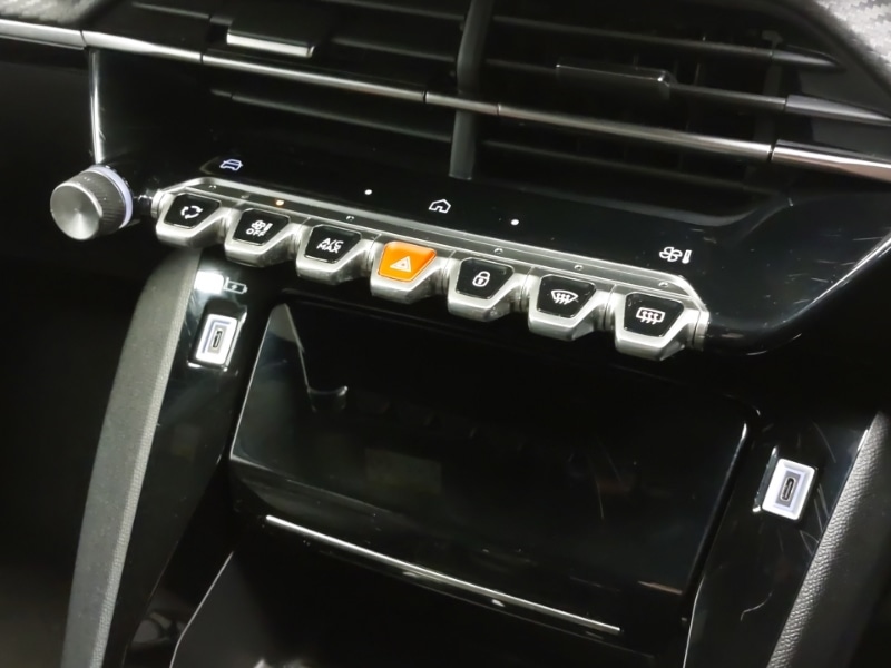 Used Peugeot 2008 2025 for sale - 77518128: Photo 13