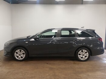 Used Kia Ceed 2021 for sale - 77536600: Photo