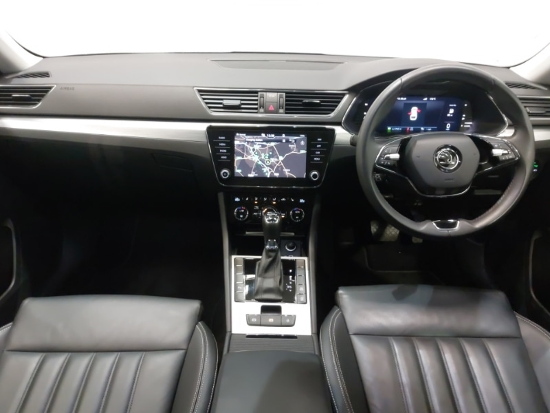 Used Skoda Superb 2023 for sale - 76695768: Photo 2