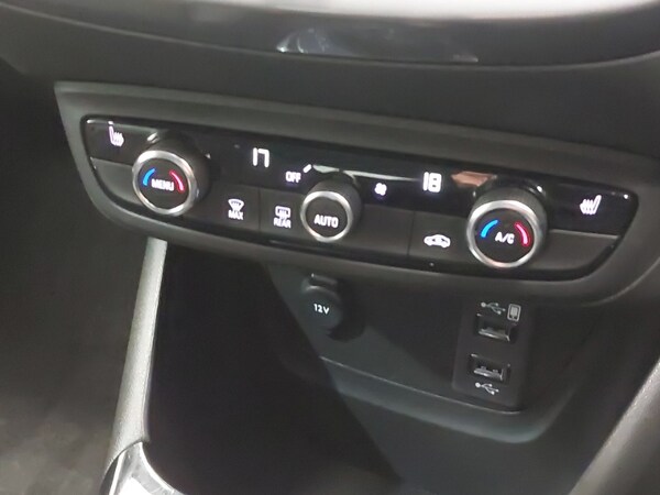 Used Vauxhall Crossland 2023 for sale - 76213279: Photo 13