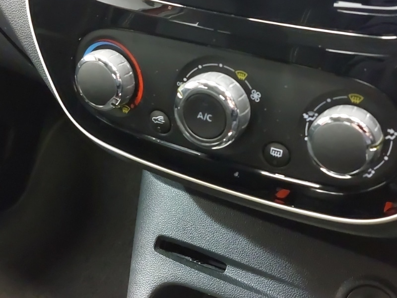 Used Renault Captur 2018 for sale - 76779564: Photo 14