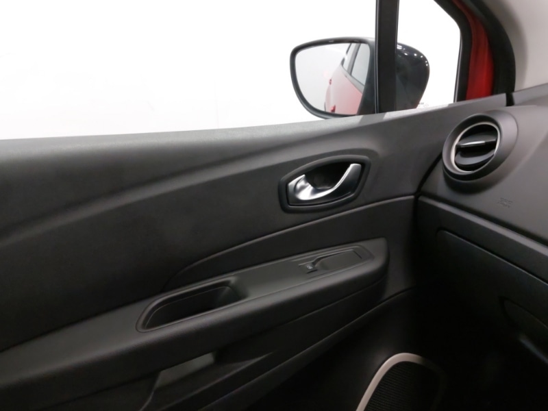 Used Renault Captur 2018 for sale - 76779564: Photo 15