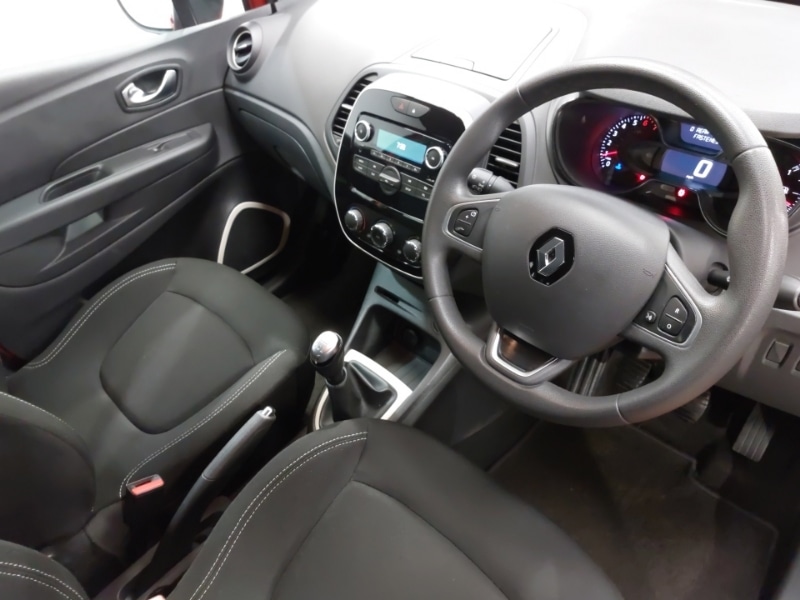 Used Renault Captur 2018 for sale - 76779564: Photo 18