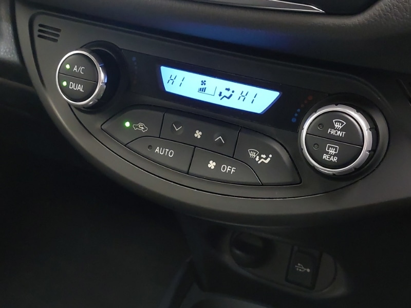 Used Toyota Yaris 2020 for sale - 77987755: Photo 13