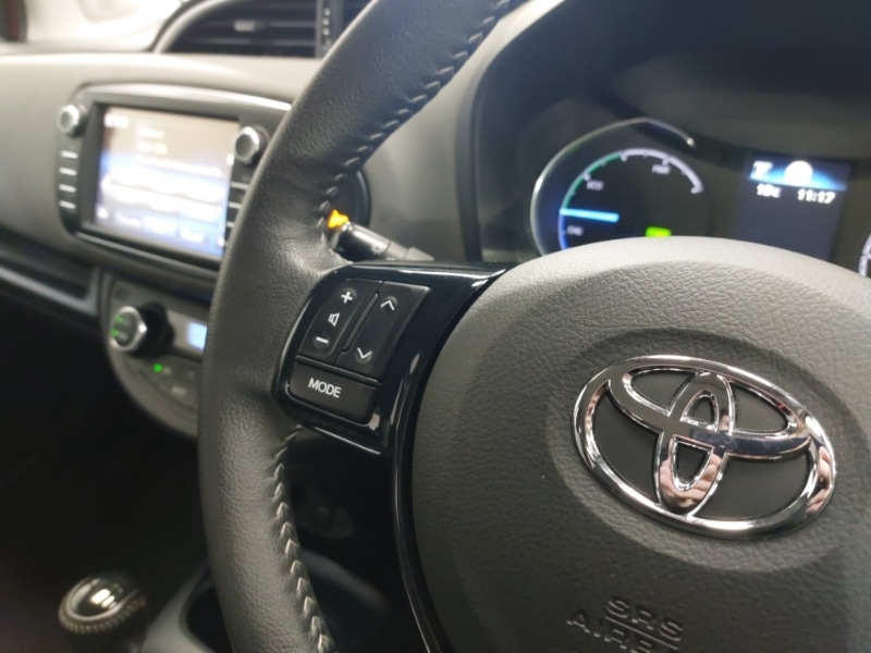 Used Toyota Yaris 2020 for sale - 77987755: Photo 17