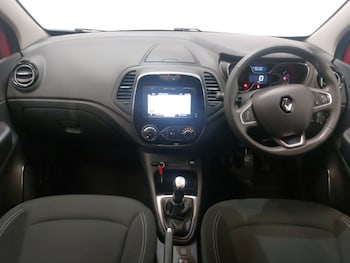 Used Renault Captur 2019 for sale - 78290712: Photo
