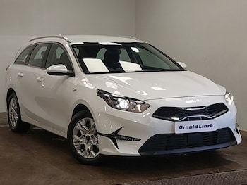 Used Kia Ceed 2023 for sale - 77531075: Photo