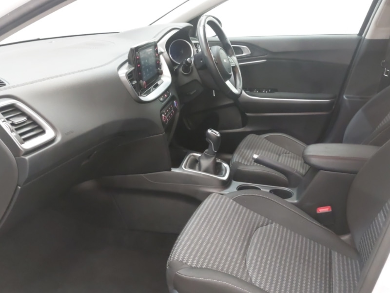 Used Kia Ceed 2023 for sale - 77531075: Photo 5