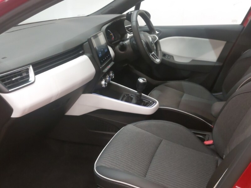 Used Renault Clio 2023 for sale - 77682309: Photo 5