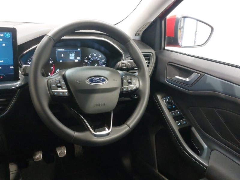 Used Ford Focus 2022 for sale - 76959076: Photo 11