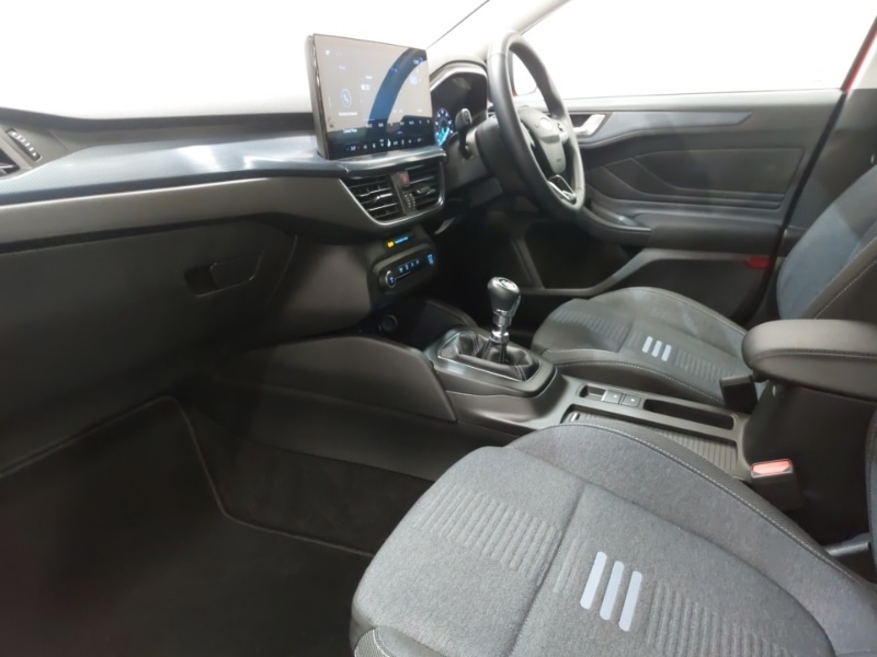 Used Ford Focus 2022 for sale - 76959076: Photo 5