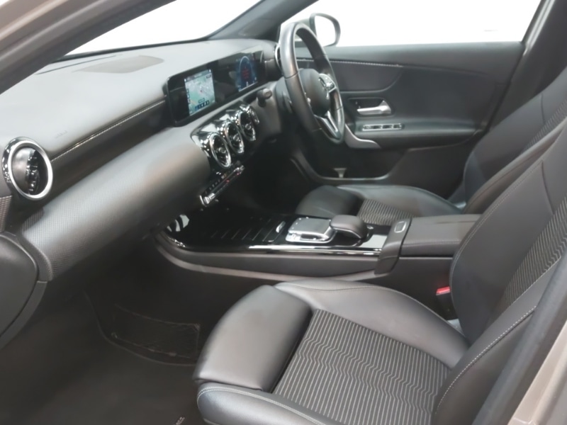 Used Mercedes-Benz A-Class 2019 for sale - 76683451: Photo 5