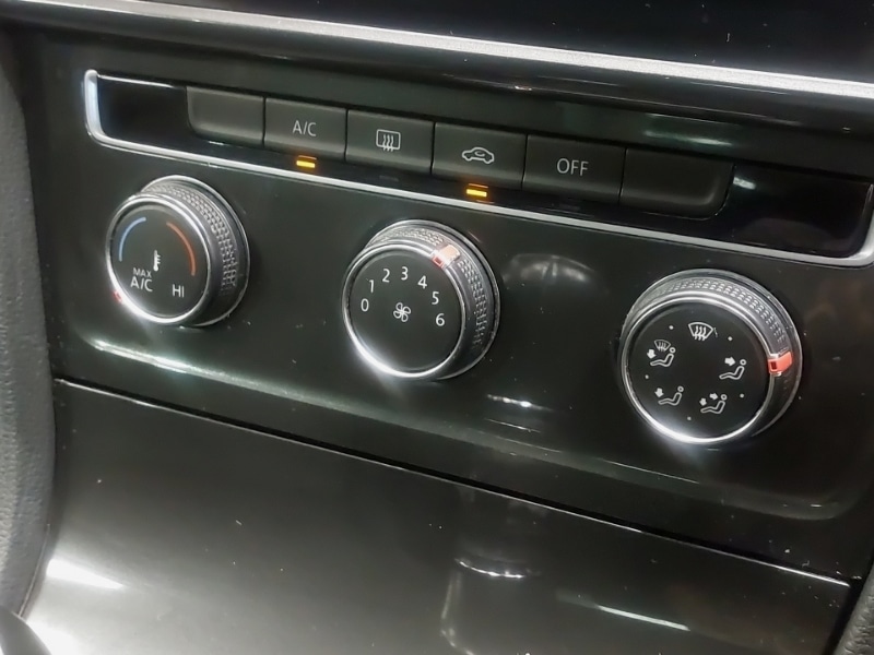 Used Volkswagen Golf 2019 for sale - 76478635: Photo 13