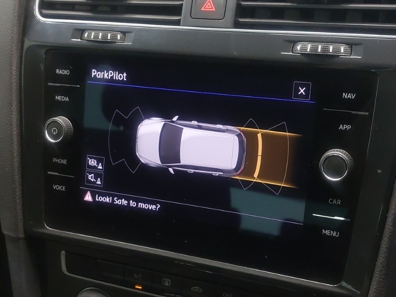 Used Volkswagen Golf 2019 for sale - 76478635: Photo 17