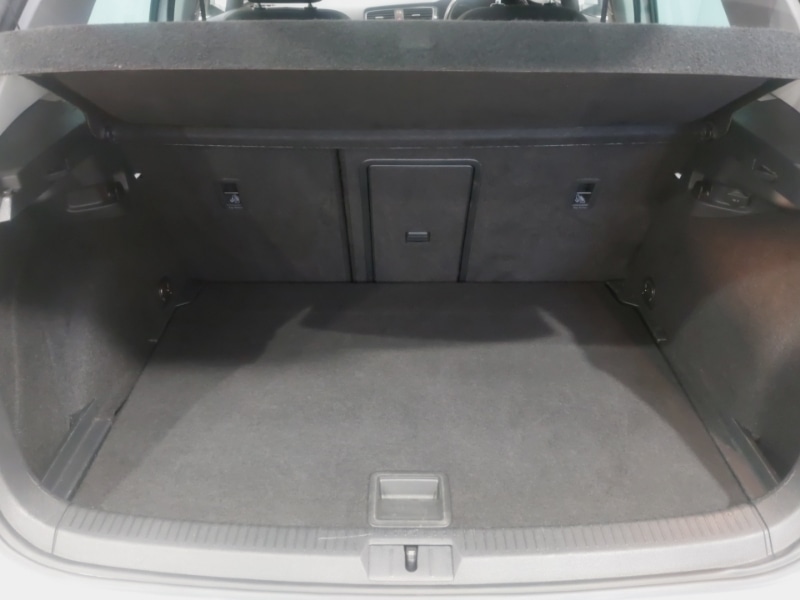 Used Volkswagen Golf 2019 for sale - 76478635: Photo 8