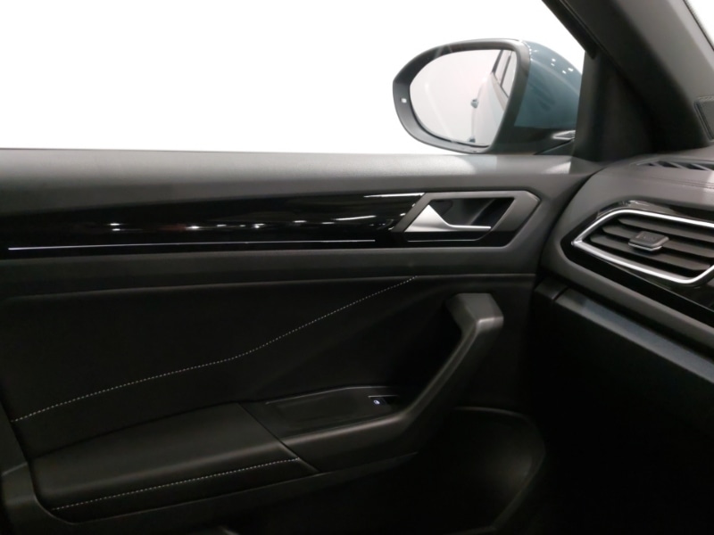 Used Volkswagen T-Roc 2025 for sale - 76970156: Photo 16