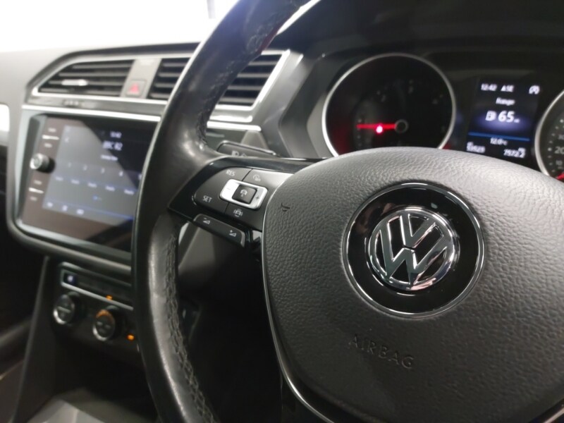 Used Volkswagen Tiguan 2018 for sale - 77419141: Photo 17