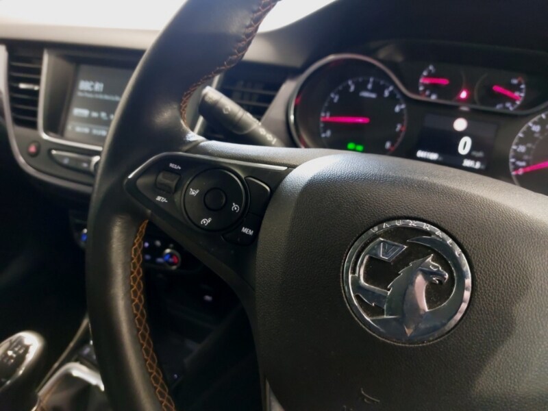 Used Vauxhall Crossland X 2018 for sale - 77815711: Photo 17