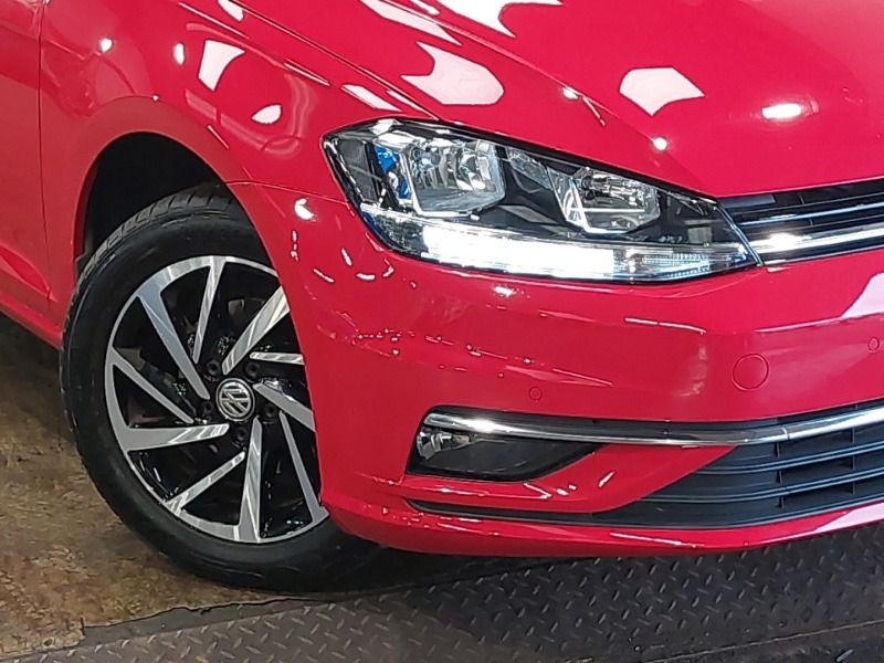 Used Volkswagen Golf 2019 for sale - 76195492: Photo 9