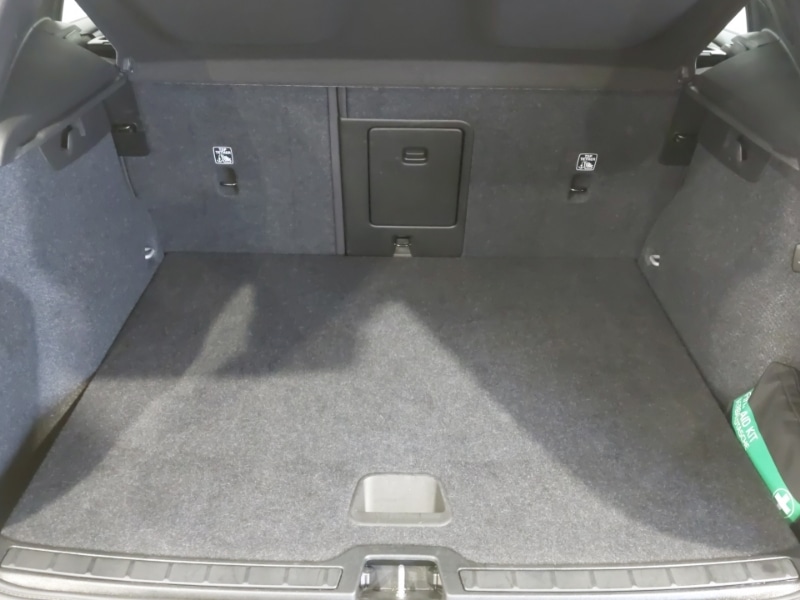 Used Volvo XC40 2024 for sale - 76450997: Photo 8