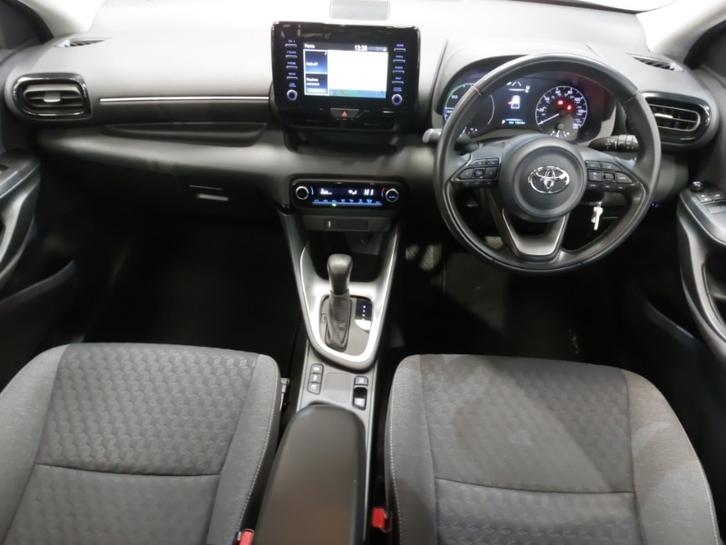 Used Toyota Yaris 2022 for sale - 77183619: Photo 2