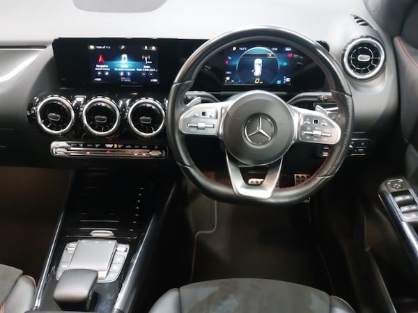 Used Mercedes-Benz GLA 2021 for sale - 76335803: Photo 7