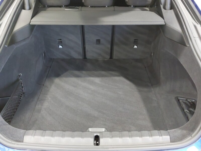 Used BMW i4 2025 for sale - 77873811: Photo 8