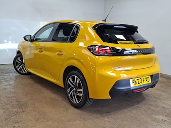 Used Peugeot 208 2023 for sale - 79101148: Photo