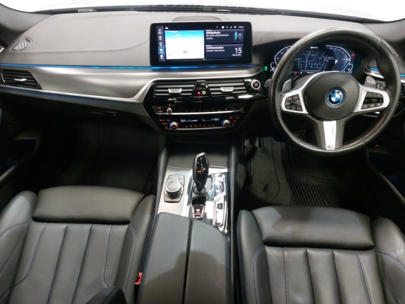 Used BMW 5 Series 2022 for sale - 77090432: Photo 2