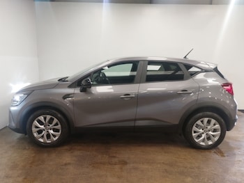 Used Renault Captur 2022 for sale - 78326815: Photo