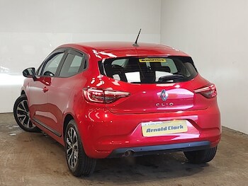 Used Renault Clio 2023 for sale - 78415648: Photo