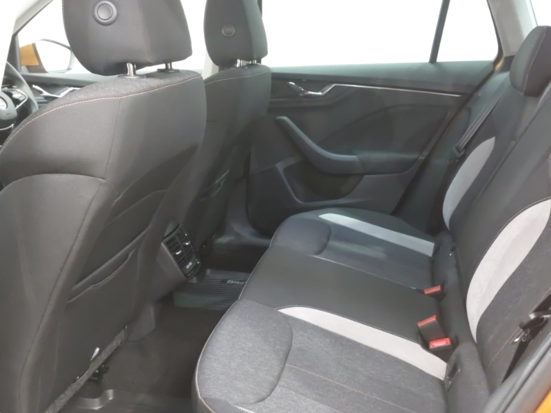 Used Skoda Kamiq 2024 for sale - 77439439: Photo 6