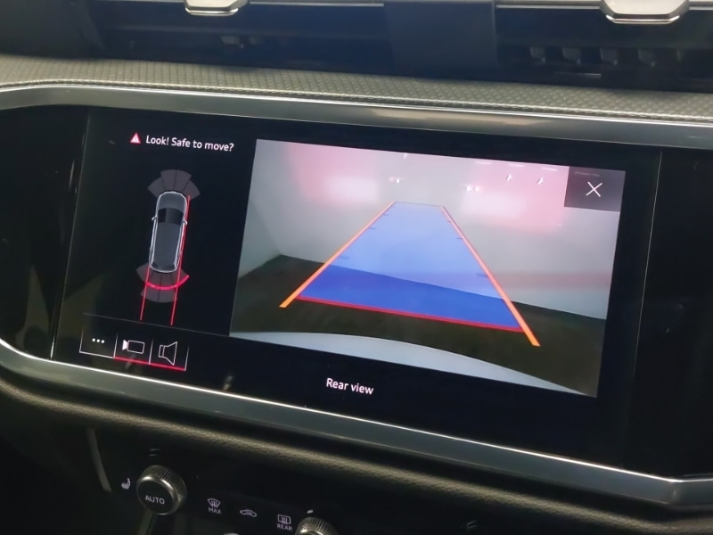 Used Audi Q3 2020 for sale - 77623481: Photo 17