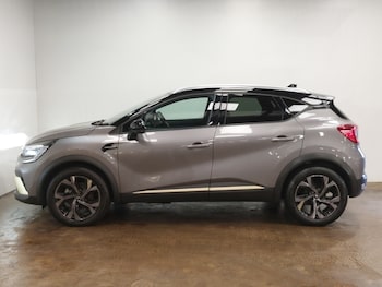 Used Renault Captur 2023 for sale - 77573425: Photo